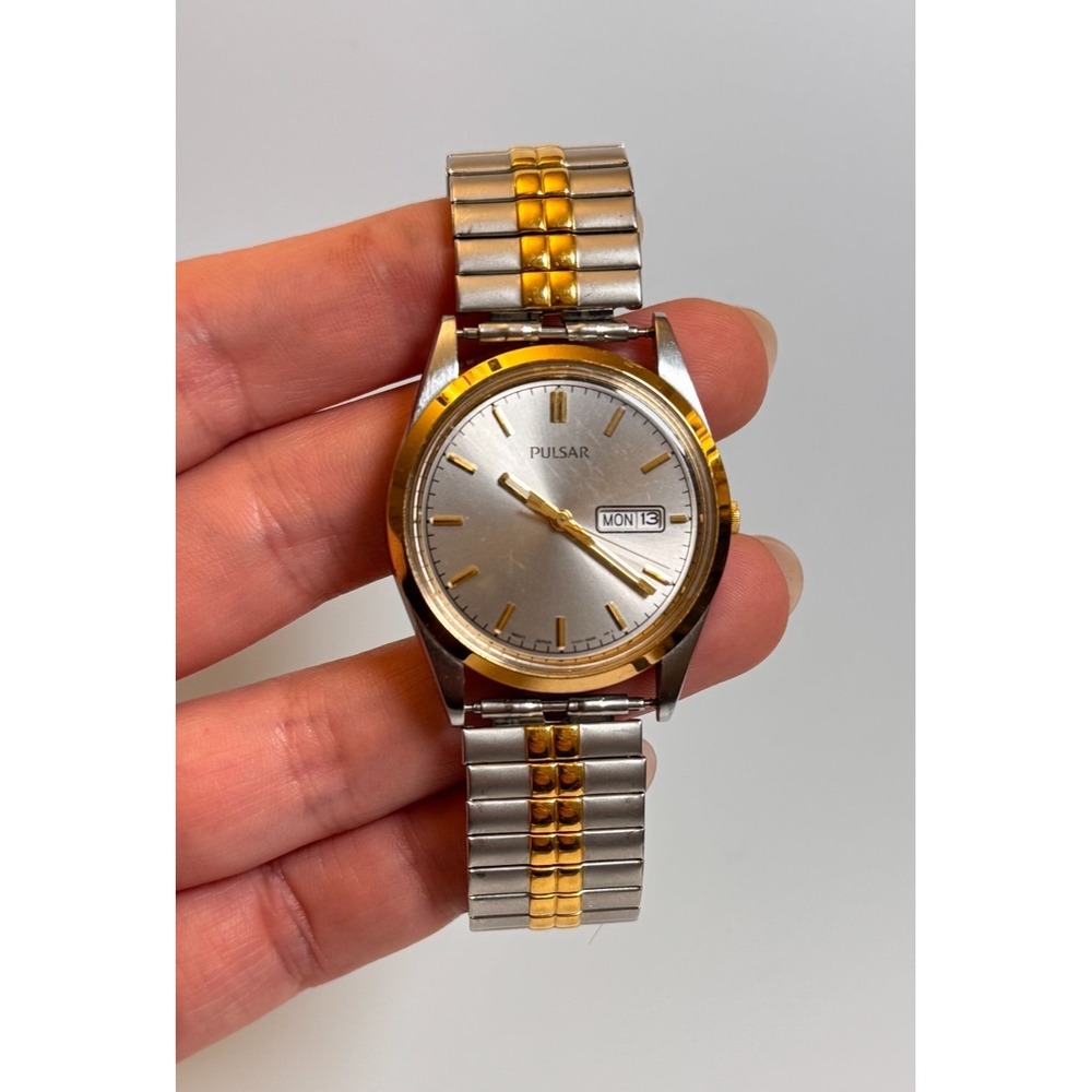 Vintage Pulsar‎ Day Date Watch V733-8A70 Two Tone Gold Silver Mens Quartz
